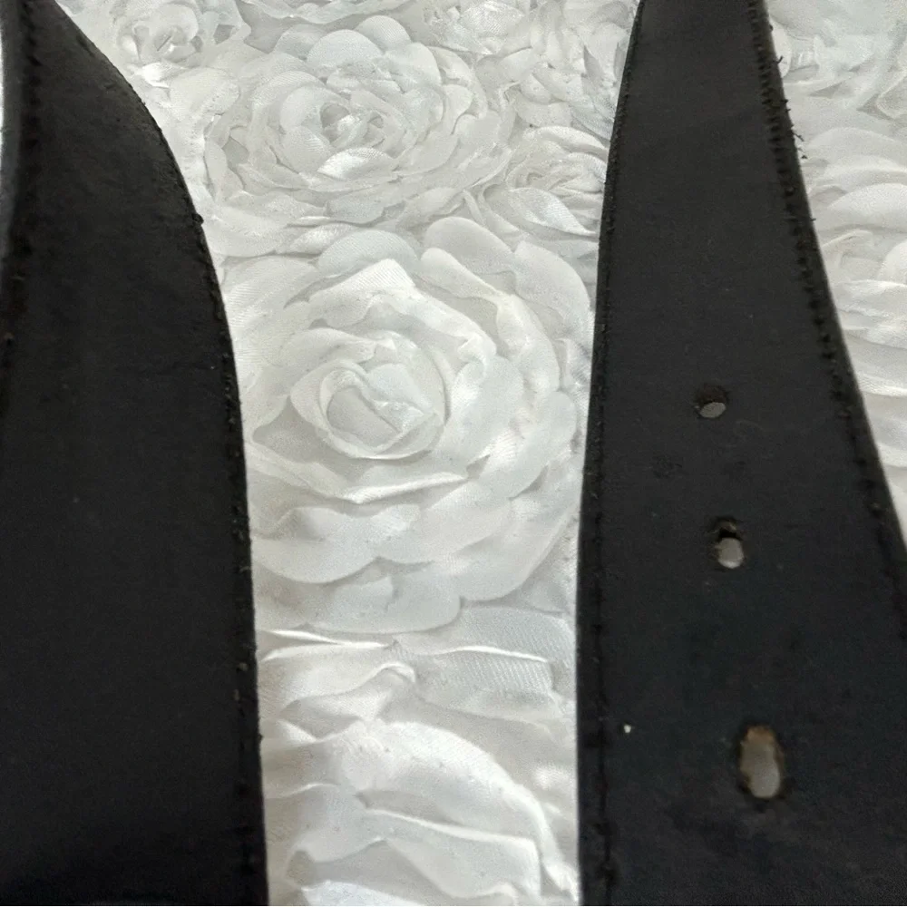 Michigan Glove Co. Black Leather‎ Belt Men's 42